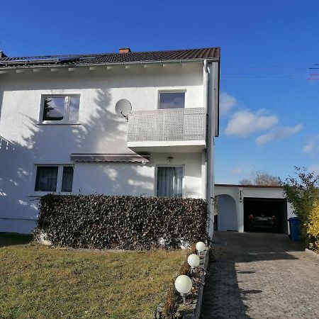 Schoene Einliegerwohnung In Hechingen Bagian luar foto