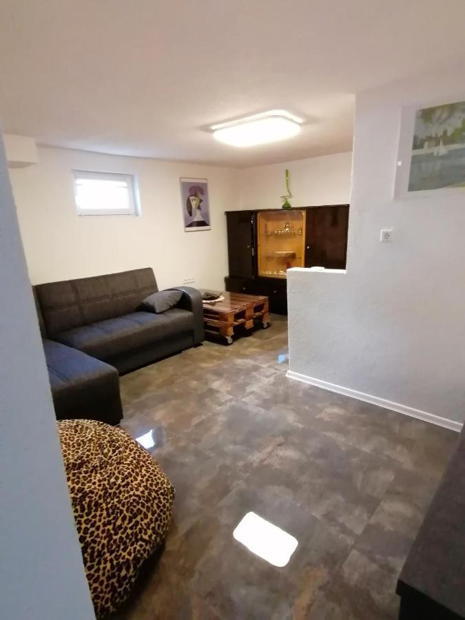 Schoene Einliegerwohnung In Hechingen Bagian luar foto