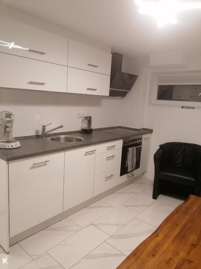 Schoene Einliegerwohnung In Hechingen Bagian luar foto