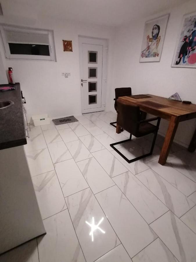 Schoene Einliegerwohnung In Hechingen Bagian luar foto